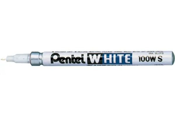 Pentel Weißer Permanent-Marker X100W, Rundspitze - 1,3 mm (EAN: 3474370113238)
