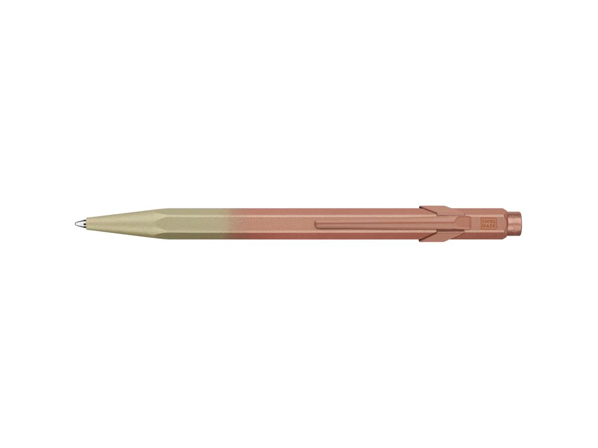 CARAN D'ACHE Druckkugelschreiber 849 Sonnenstein Rosa, schwarz (EAN: 7630002356244)