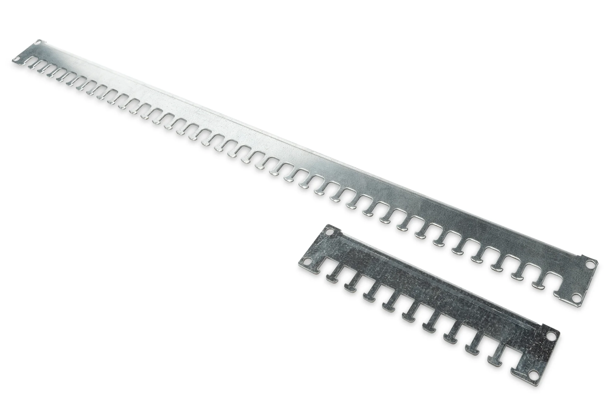 DIGITUS 19" Kabelabfangschiene, 1.000 mm, silber (EAN: 4016032378136)