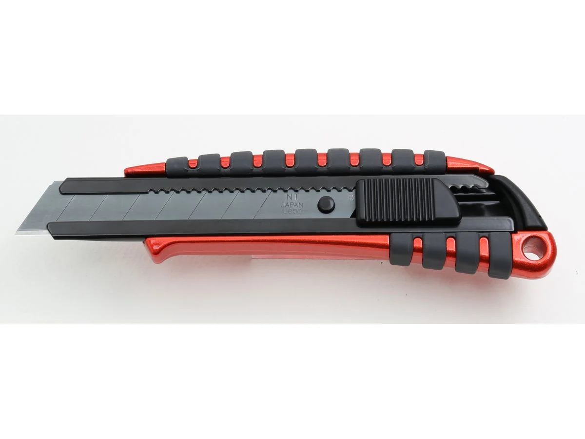 NT Cutter PMGL-EVO1R, Aluminium, rot / schwarz (EAN: 4904011012297)
