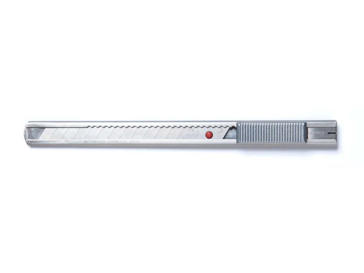 NT Cutter A-1P, Gehäuse aus Metall, Farbe: silber (EAN: 4904011010156)